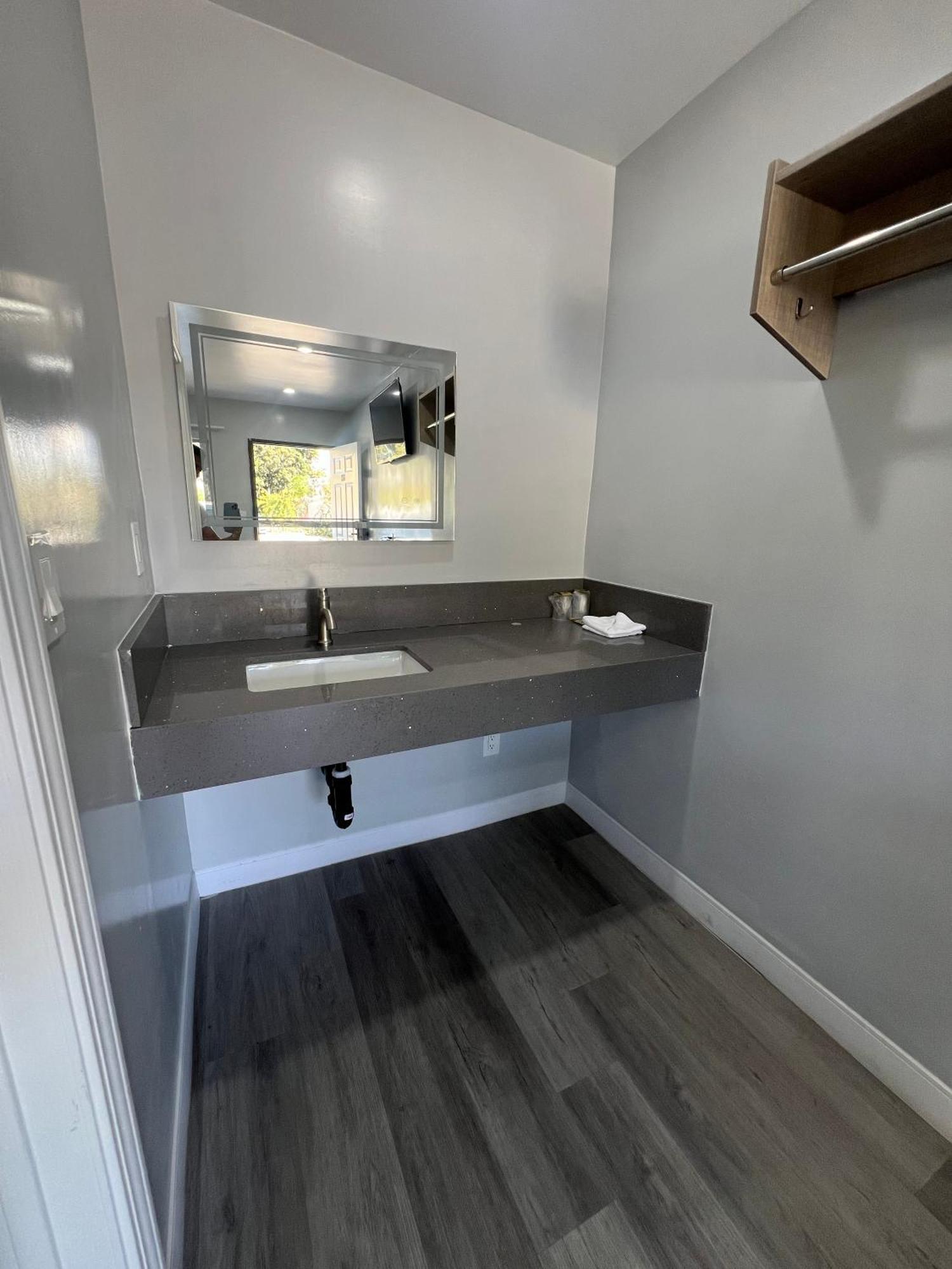 Eastsider Motel -Downtown La New Rooms Los Angeles Extérieur photo
